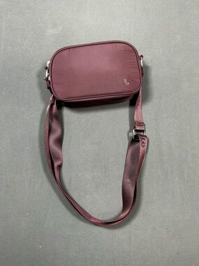 Lole Women’s Crossbody Bag